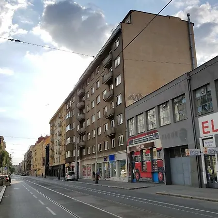 Ubytování v soukromí Near City Center *